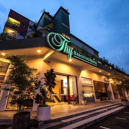 Thy Executive Hotel Johor Bahru Exterior foto